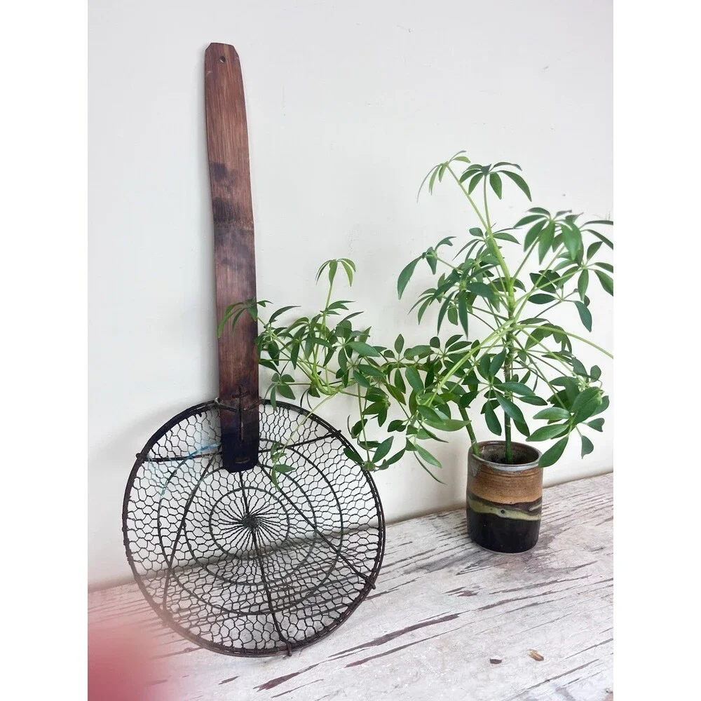 Large Vintage Rustic Bamboo Handle Brass Wire Mesh Strainer Skimmer 19” JAPAN